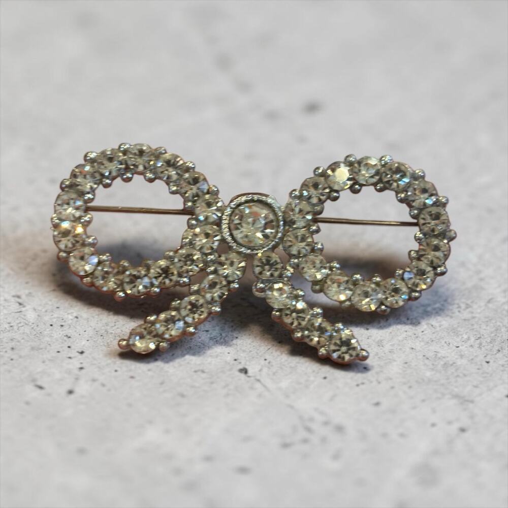 Rhinestone Bow Brooch Sparkly Ribbon Pin Vintage 1950s Bridal Crystal Loop